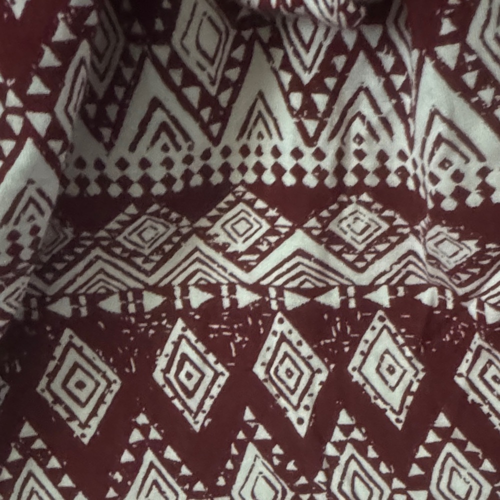Latched mama romper Burgundy and White Patterned - Picture 2 of 3
